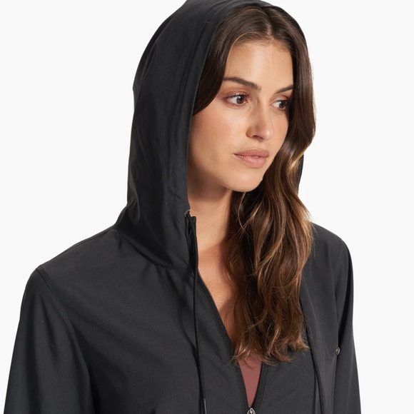 Vuori Outdoor Trainer Shell Jacket NWT - Picture 6 of 6